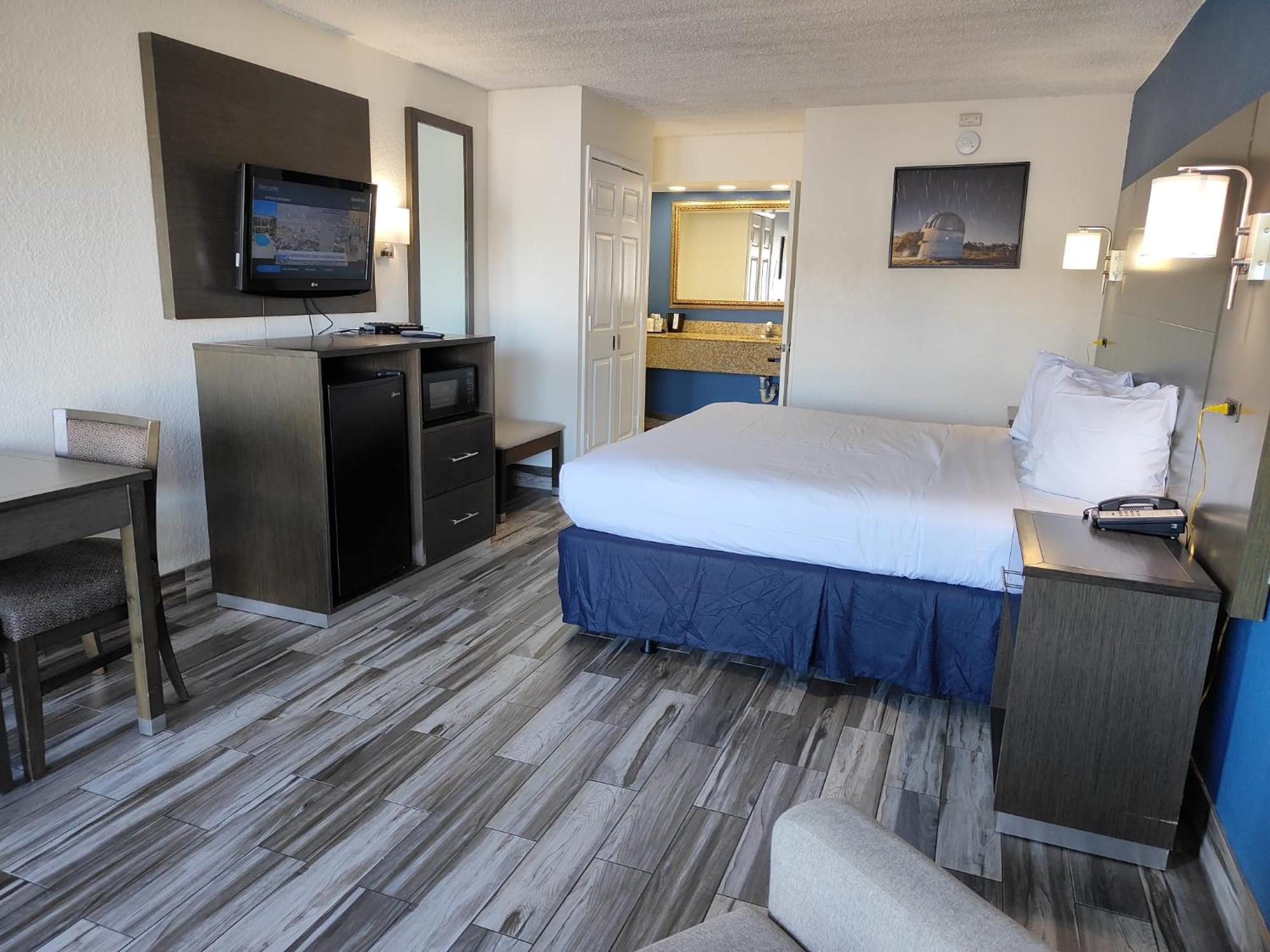 Baymont By Wyndham Orlando East Hotell Alafaya Eksteriør bilde