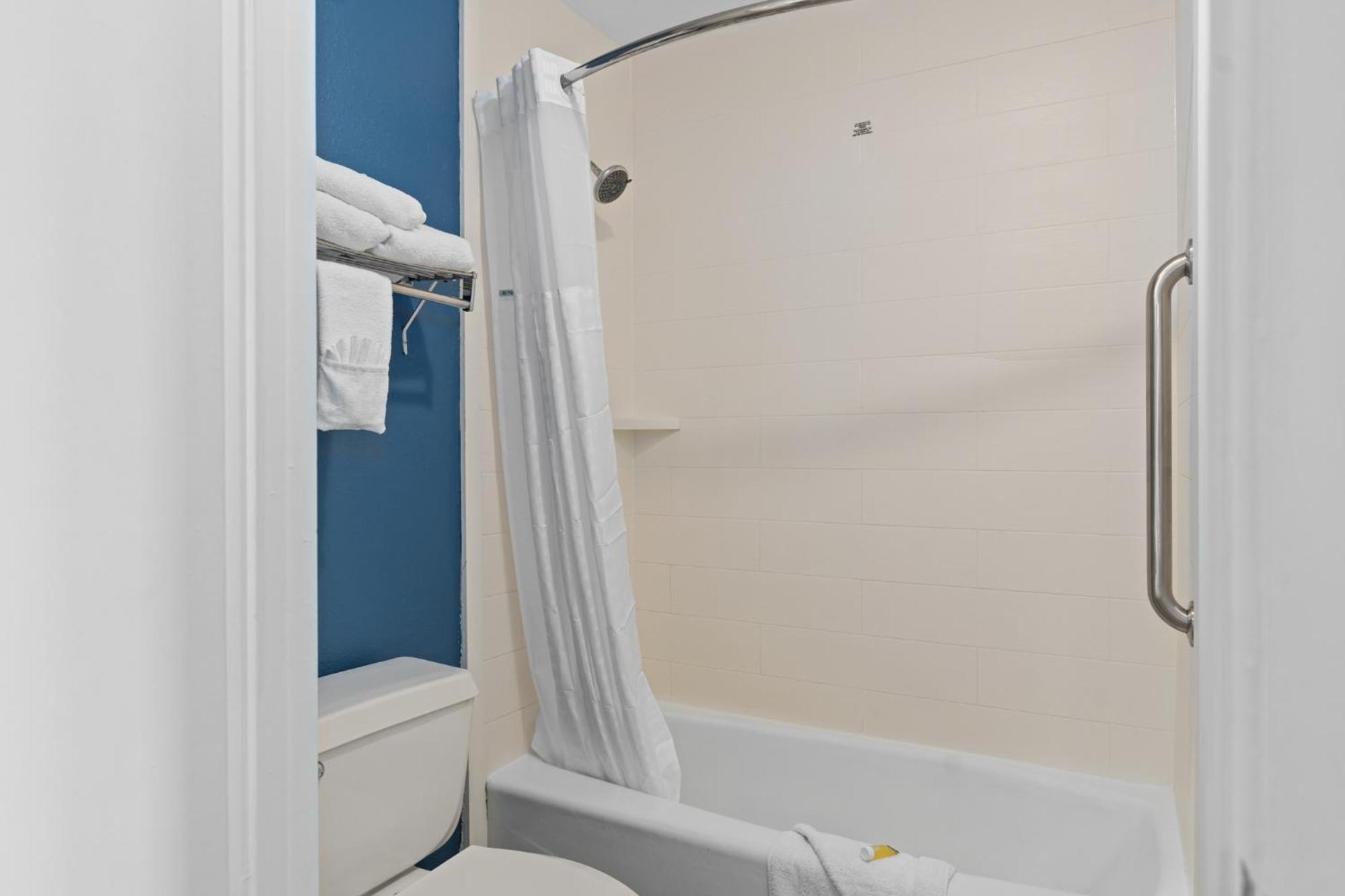 Baymont By Wyndham Orlando East Hotell Alafaya Eksteriør bilde
