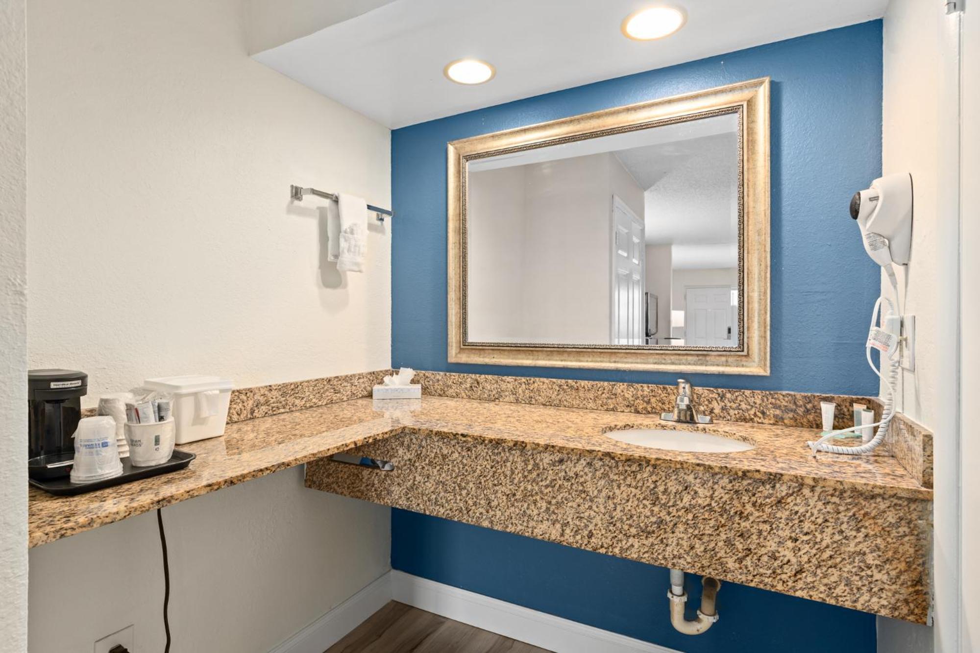 Baymont By Wyndham Orlando East Hotell Alafaya Eksteriør bilde