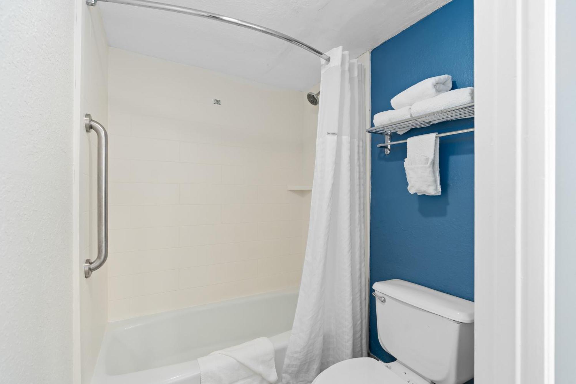 Baymont By Wyndham Orlando East Hotell Alafaya Eksteriør bilde