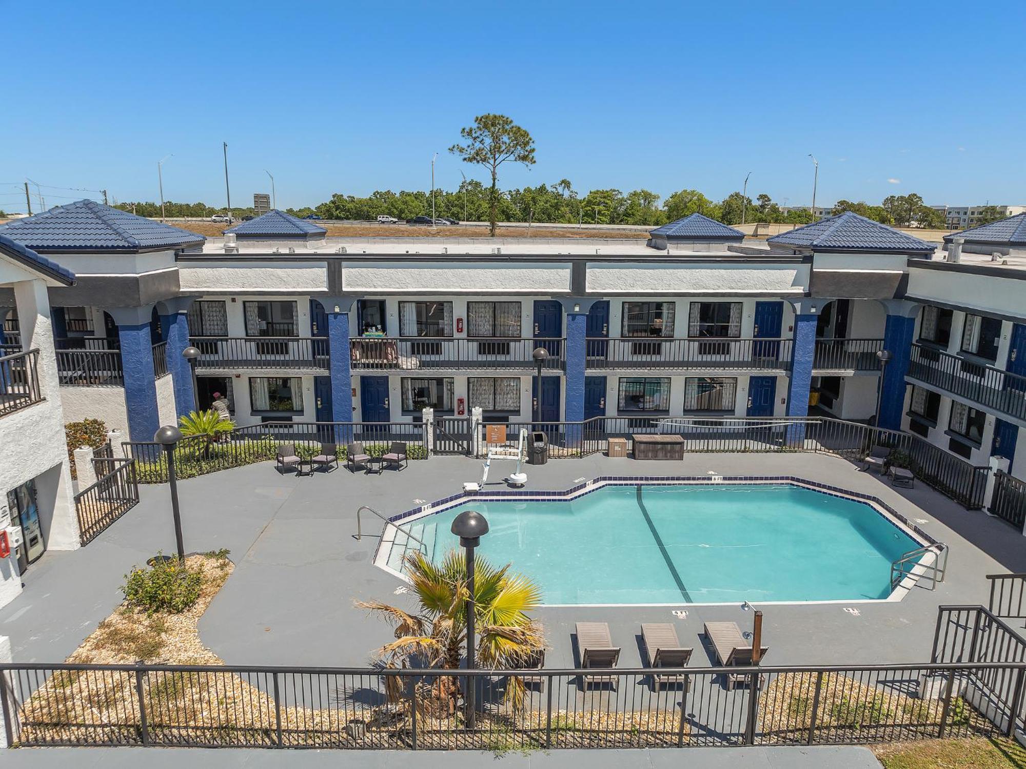 Baymont By Wyndham Orlando East Hotell Alafaya Eksteriør bilde